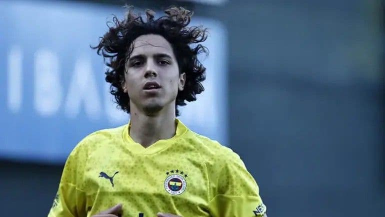 Emre Demir'in yolu yeniden Kayserispor'la kesişiyor