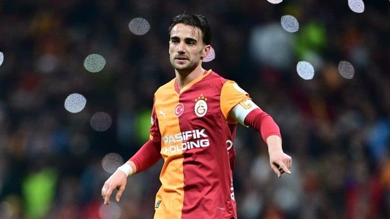 Yunus Akgün, Cimbom'da parlamaya devam ediyor