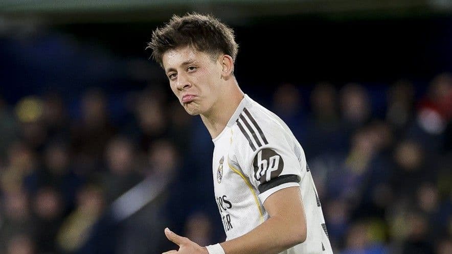 Arda Güler'den tarihe geçecek gol: Kendi sahasından attı!