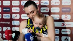 Aslı Kalaç'tan Fenerbahçe Medicana - Vakıfbank maçı sonrası değerlendirme