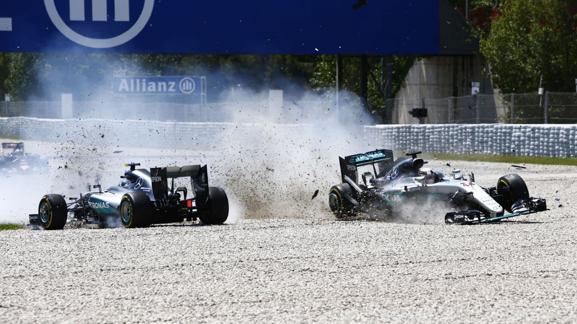 Hamilton–Rosberg rekabetinde detay! Wolff’tan kovma itirafı