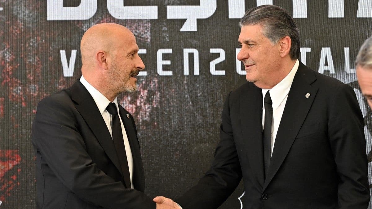 Vincenzo Italiano, eski öğrencilerini istiyor! Telefonu hazır...