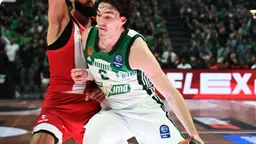 Panathinaikos Olympiakos'u yendi! Seride durum 1-1...