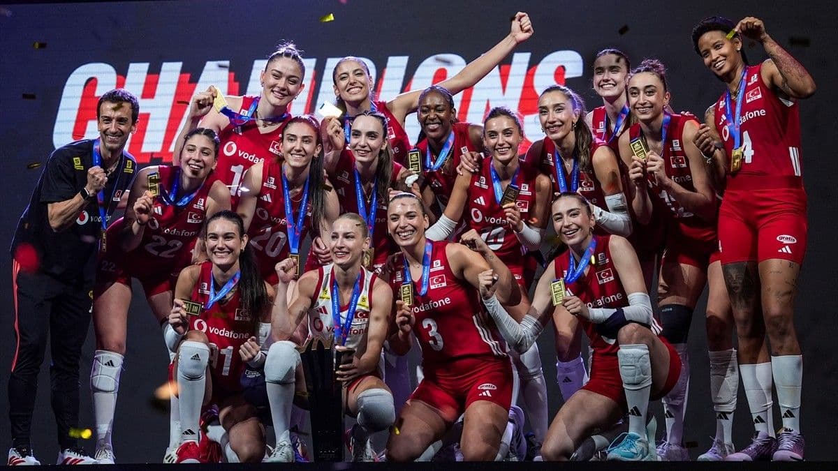 Filenin Sultanları şampiyonluk kupasını aldı