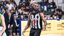 Beşiktaş'ta Vitto Brown ile yollar ayrıldı