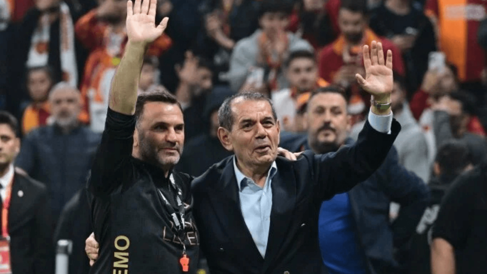 Galatasaray'da şampiyonluk gecesi! Okan Buruk'tan transfer mesajı