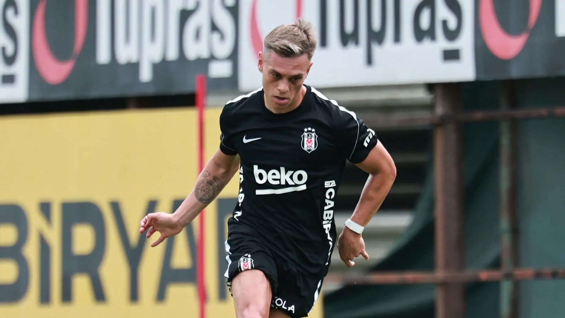Beşiktaş, Leandro Trossard'ı UEFA kadrosuna ekledi!