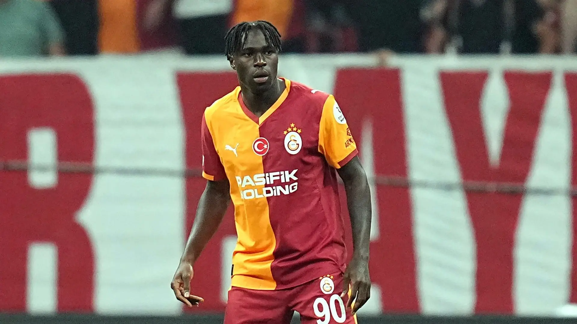 Galatasaray'dan Wilfried Singo: "Büyük takımlar var, büyük rakipler var"