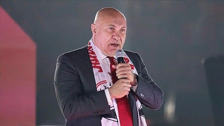 Yüksel Yıldırım "Galatasaray klasik! Avrupa'da oynuyor''