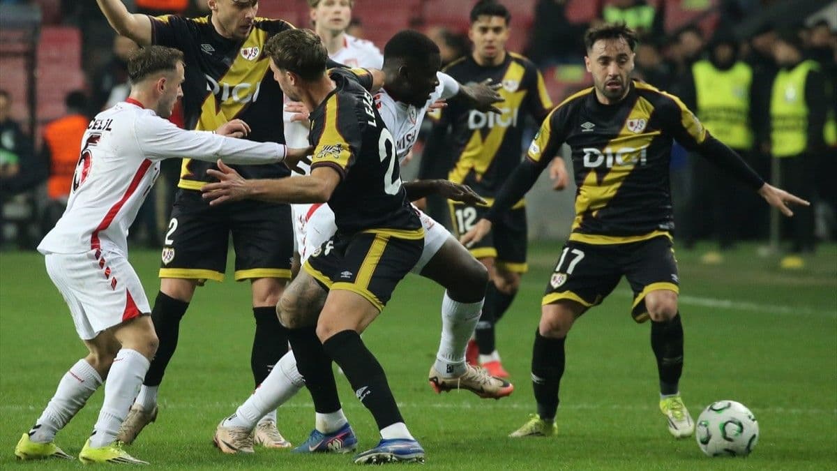 Samsunspor - Rayo Vallecano maçı