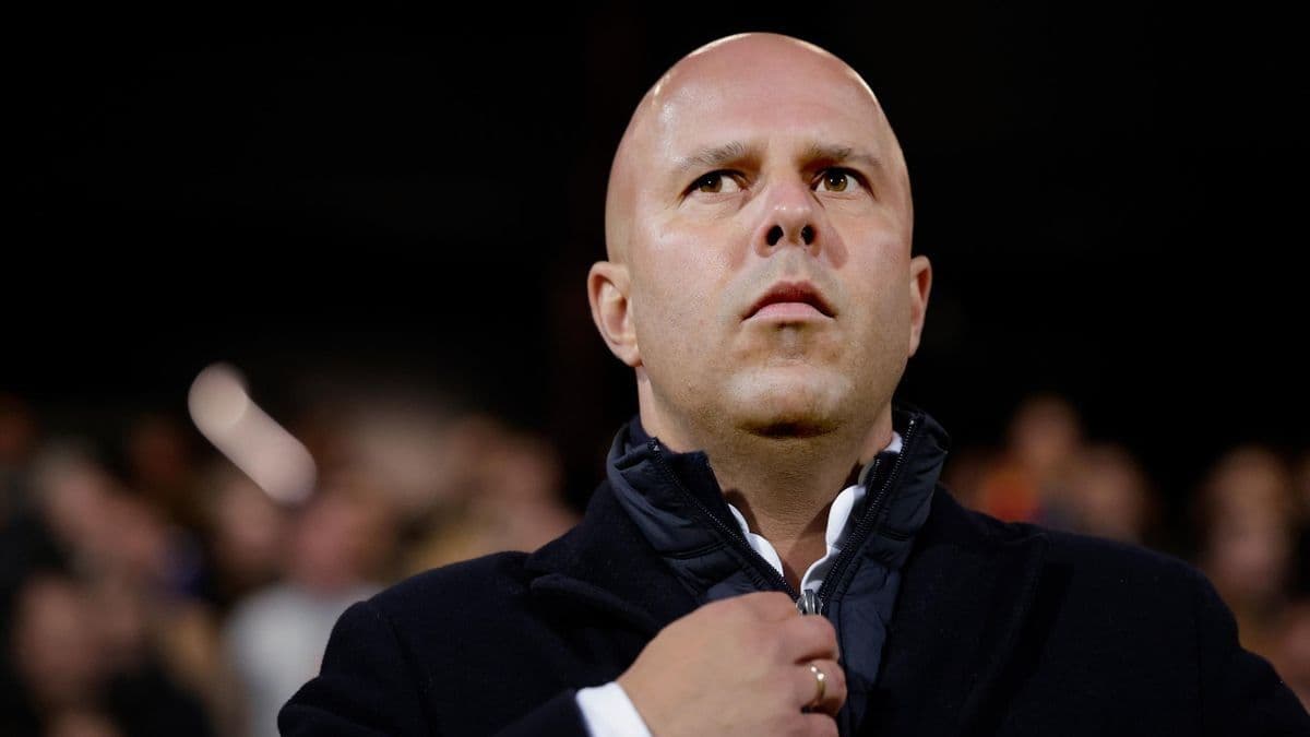 Galatasaray mağlubiyeti bardağı taşırdı! Arne Slot'un yerine o isim...