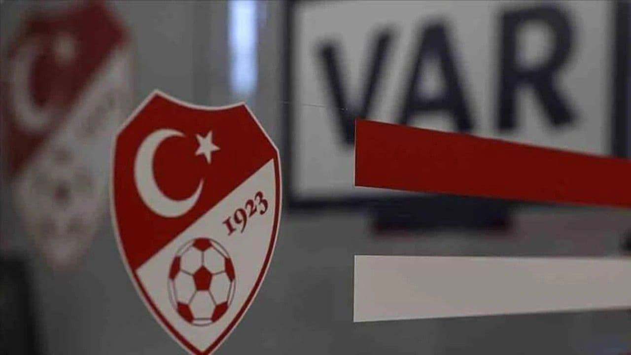 Kulüpler yabancı VAR hakemi istemişti: TFF'den flaş karar!