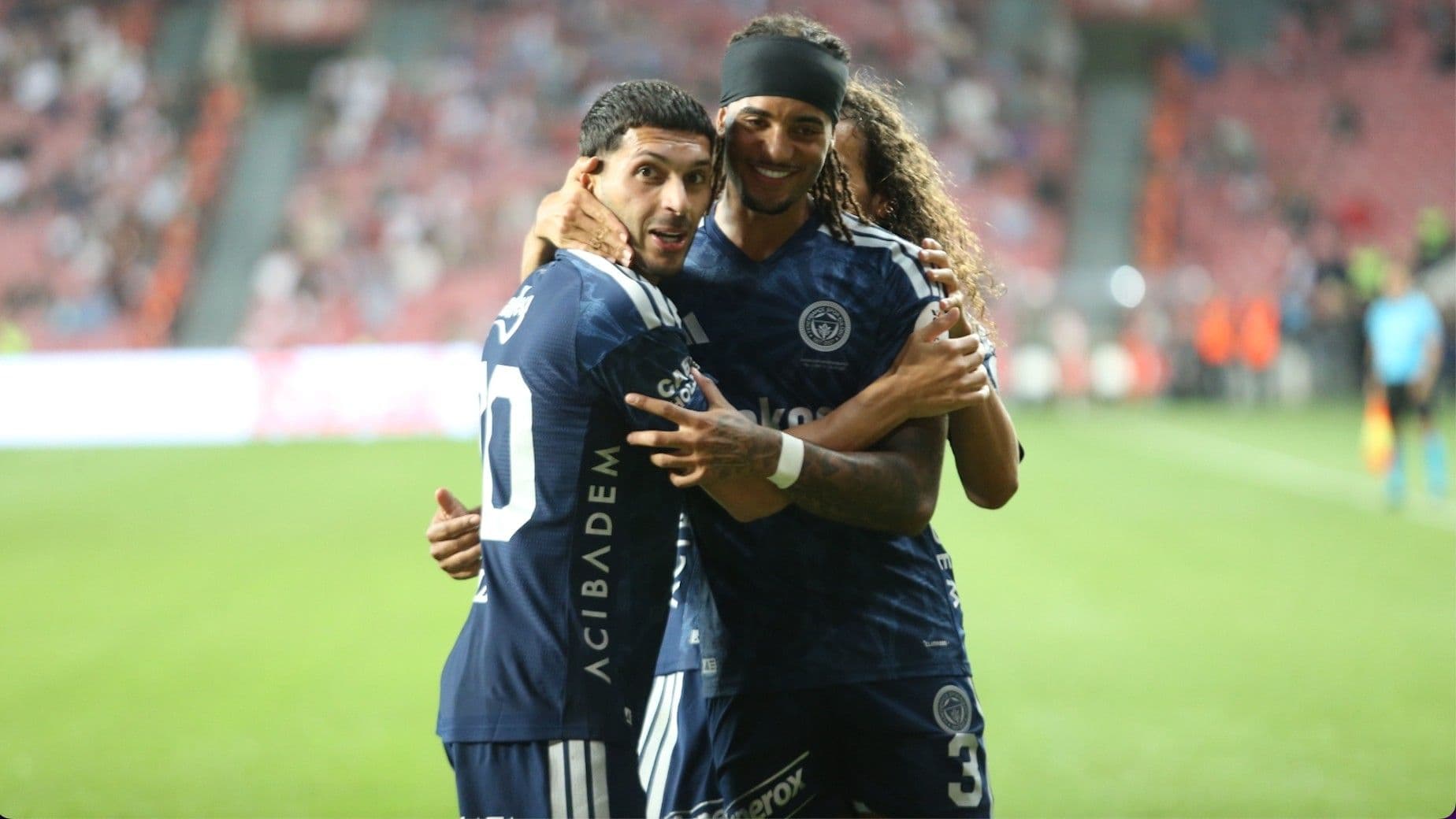 "Beşiktaş taraftarına mesaj gönderiyorum"