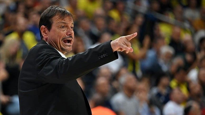 Ergin Ataman'dan eleştirilere cevap: "Sosyal medyaya göre kötü koçum"