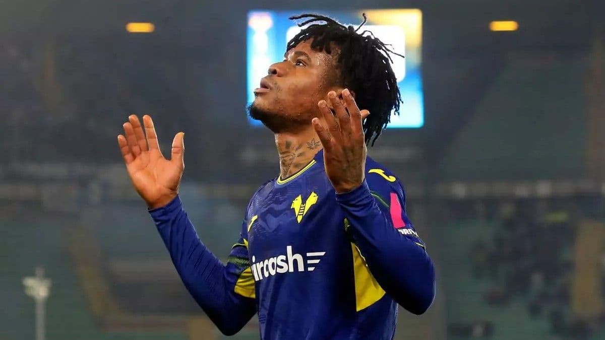 Taraftarla yumruk yumruğa kavga etmişti: Orban özür diledi