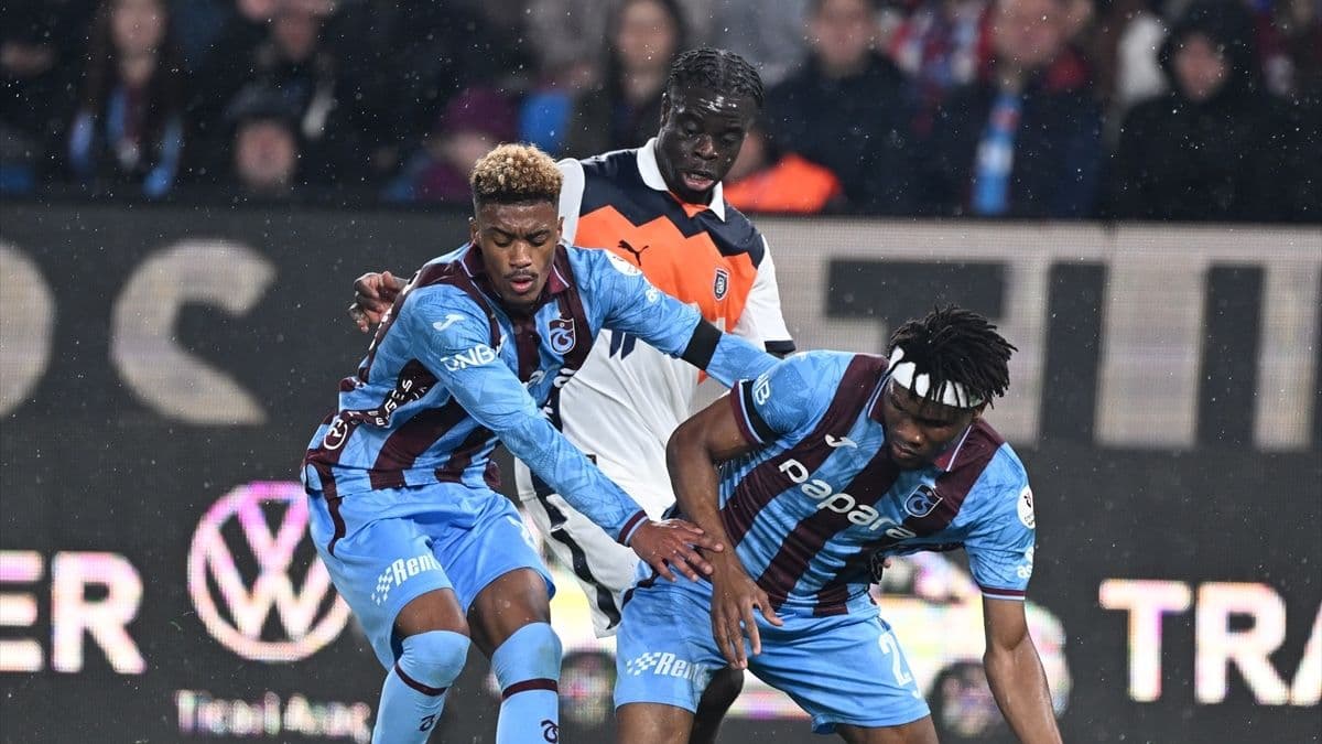 Başakşehir’den son nefeste gol! Trabzonspor yıkıldı