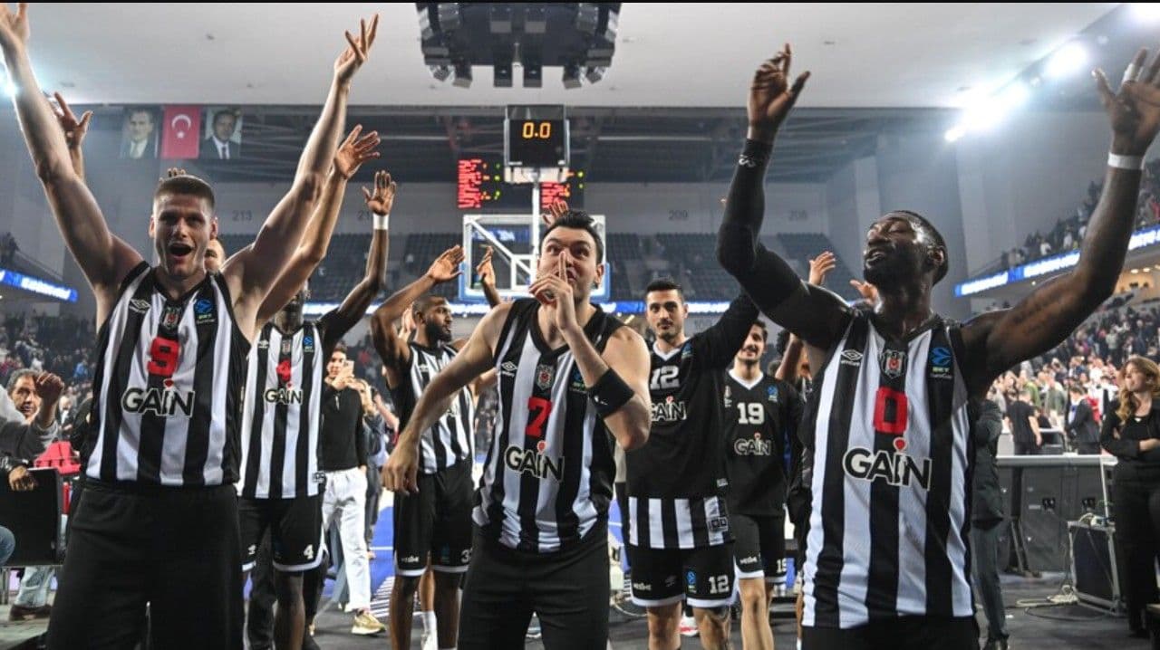 Potanın Kartalları Avrupa'da ikinci kupa peşinde