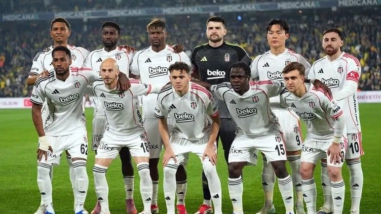 Yönetim Sergen Yalçın'dan rapor istedi: 8 futbolcu topun ağzında!