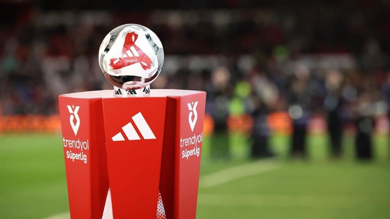 Süper Lig ekibinde flaş karar! Yönetime el konuldu...