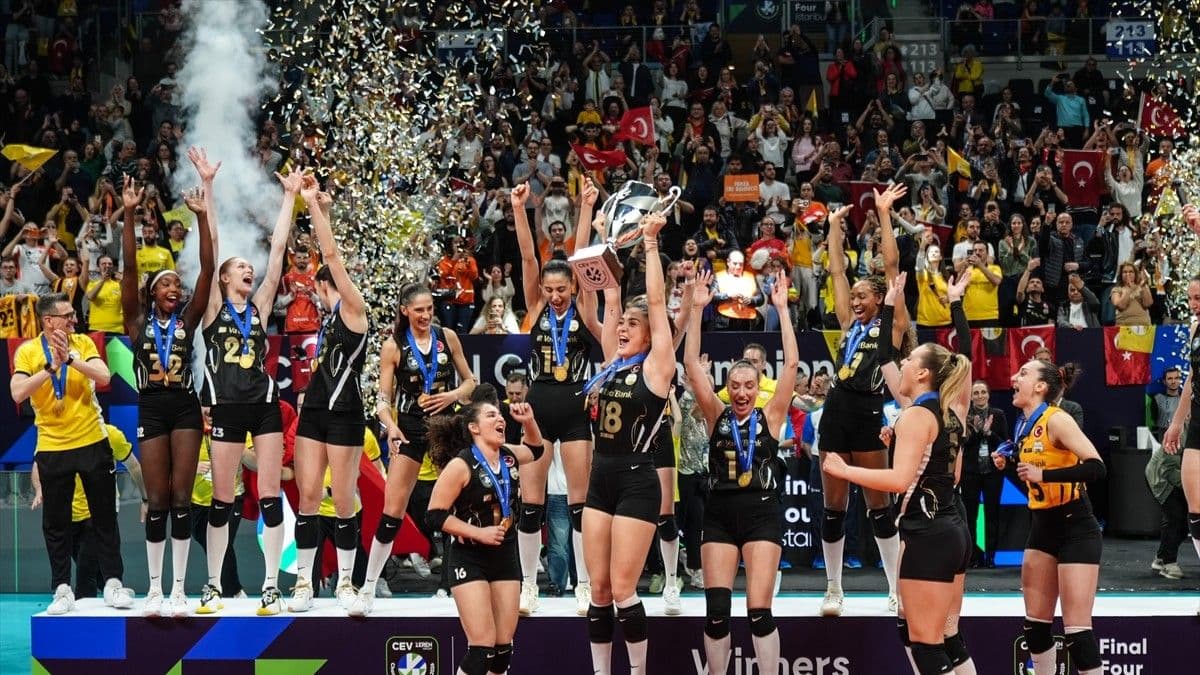 Türk finalinde şampiyon VakıfBank!