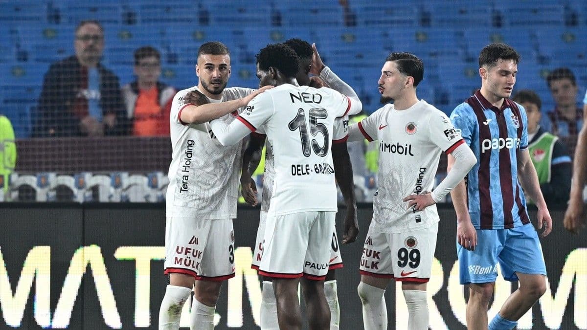 Trabzon'da kazanan Gençlerbirliği kümede kaldı!