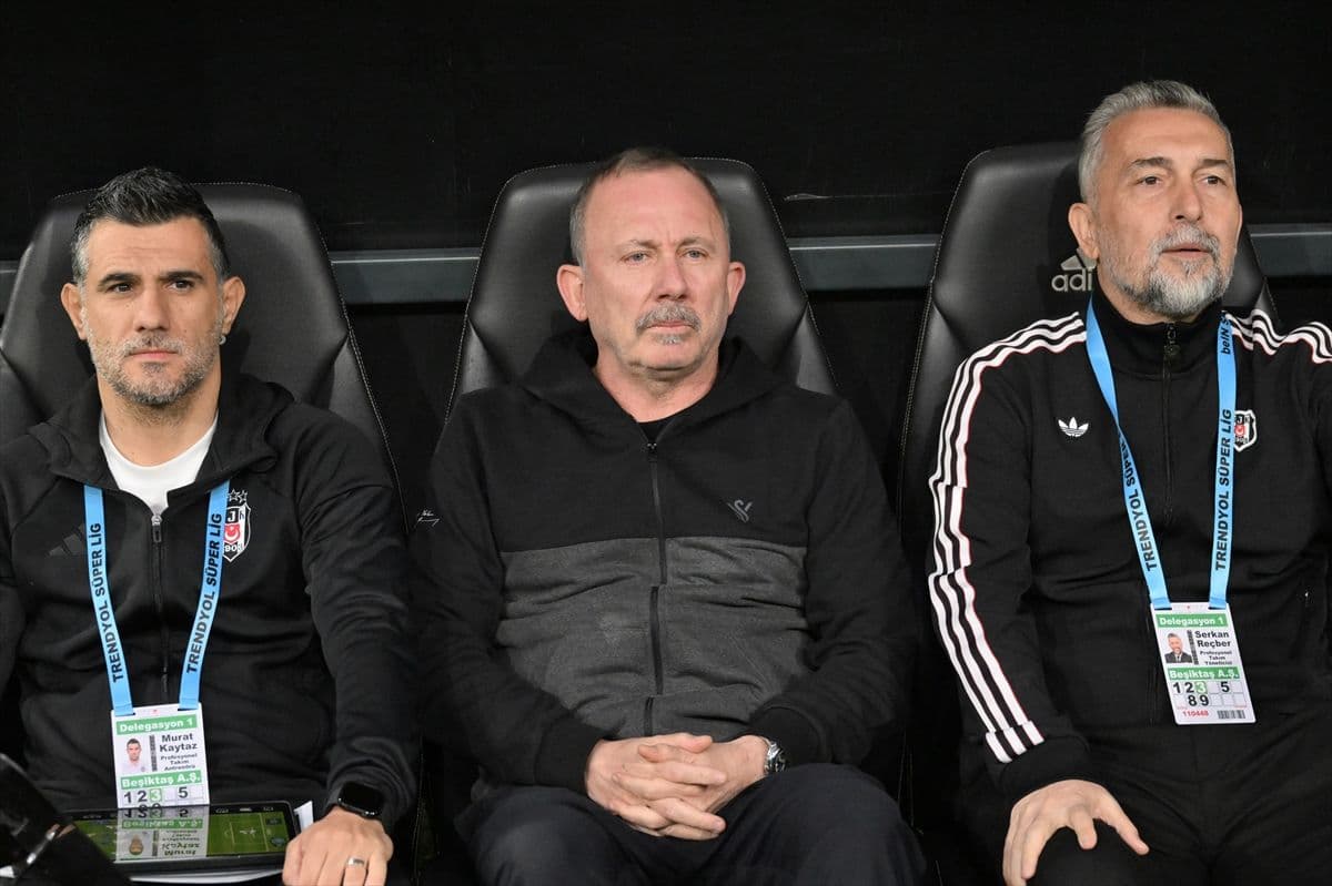 Beşiktaş'ta Sergen Yalçın'ın kaderi bu hafta belli olacak! Siyah beyazlılarlarda teknik direktör adayları da belirlendi