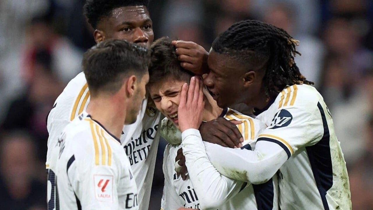 Galatasaray'a 50 milyon Euro'luk orta saha: Eduardo Camavinga