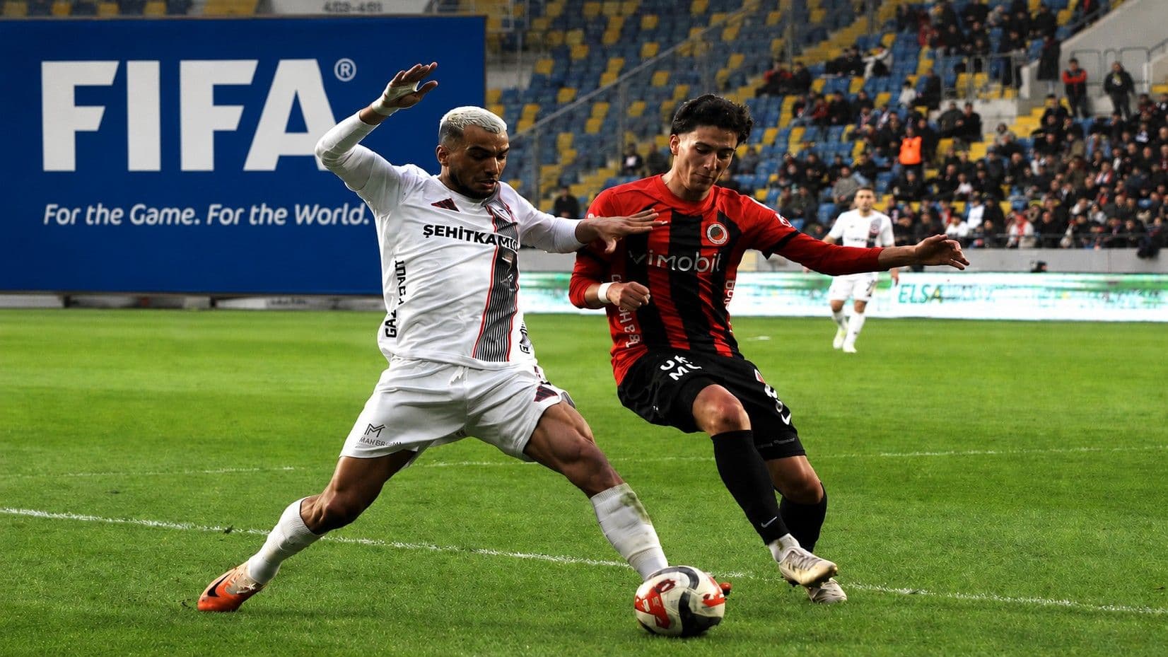 FIFA’dan 2 Süper Lig kulübüne transfer cezası!