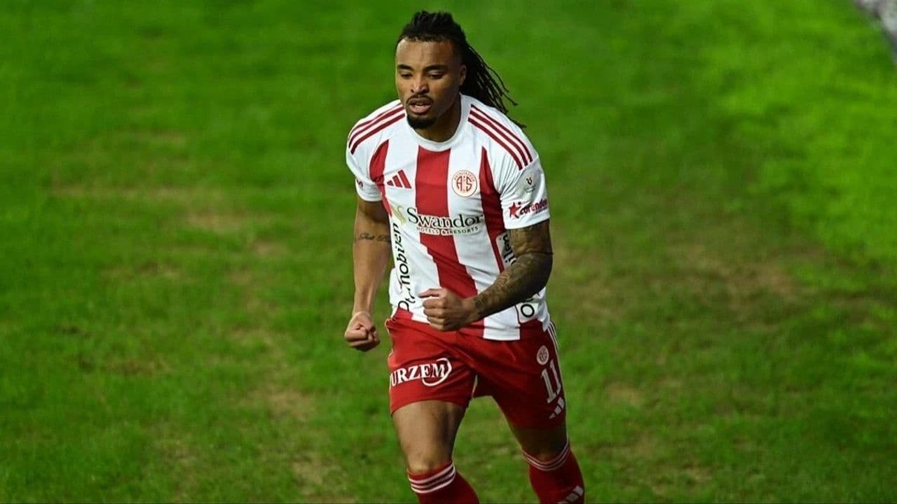 Antalyaspor'a kötü haber: İsviçreli futbolcu sözleşmesini feshedebilir!