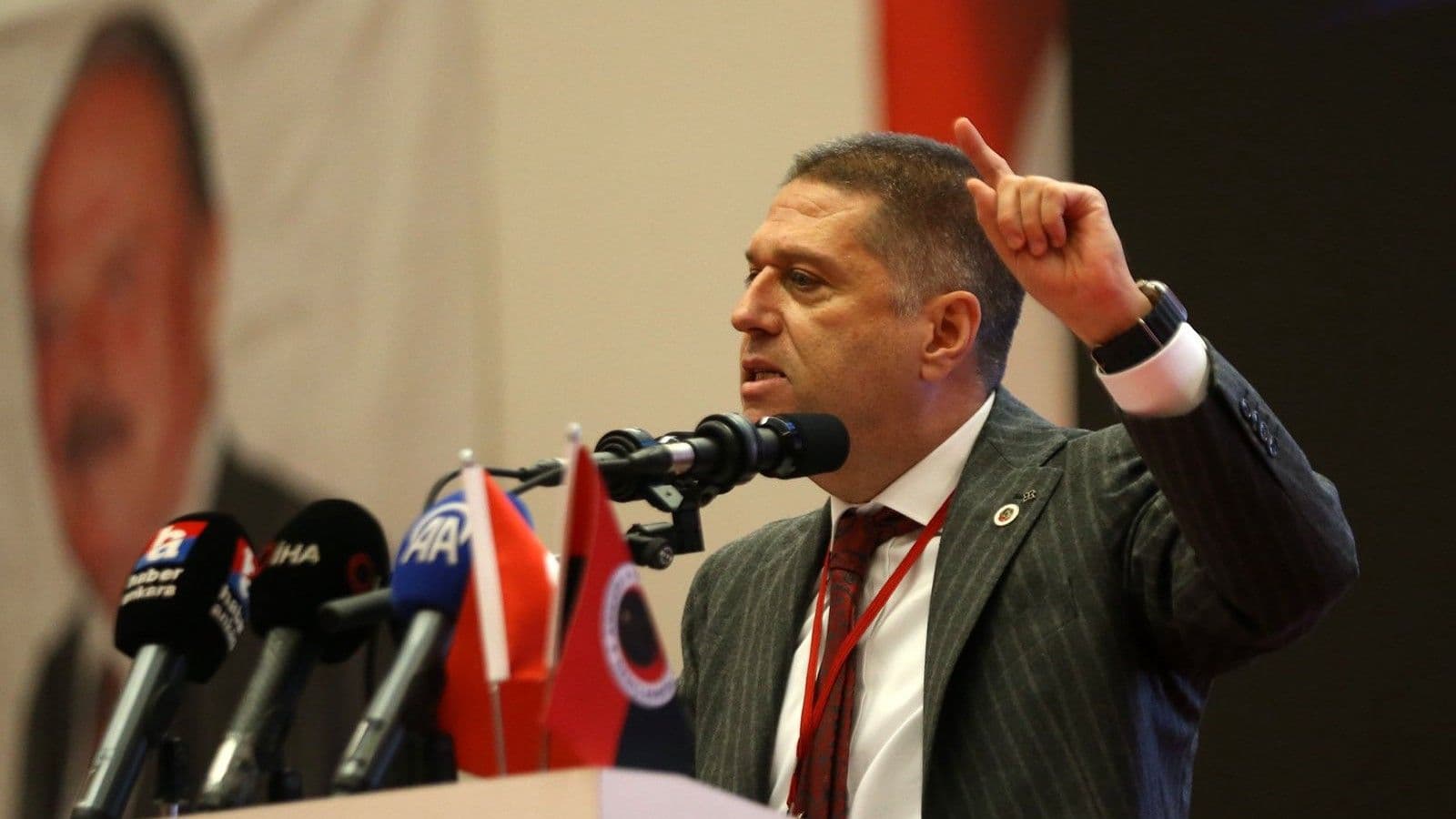 Gençlerbirliği'nden transfer yasağı açıklaması!