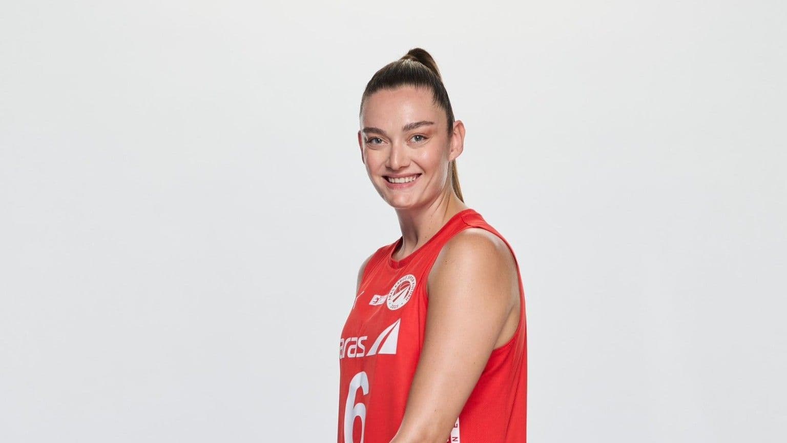 Özge Nur Çetiner Beşiktaş’ta