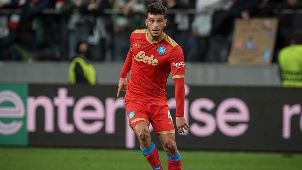 Napoli'nin eski yıldızı Sarıyer'e transfer oluyor