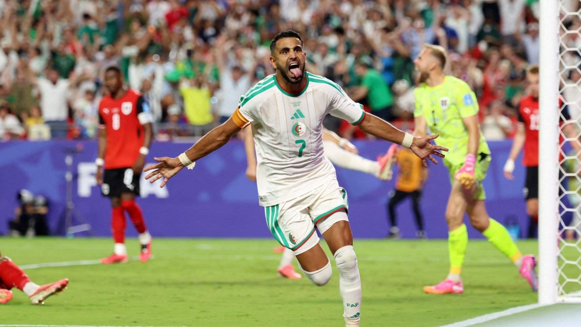 Dünya Kupası'nda 10 Afrika ülkesinden 9'u son 32'de!