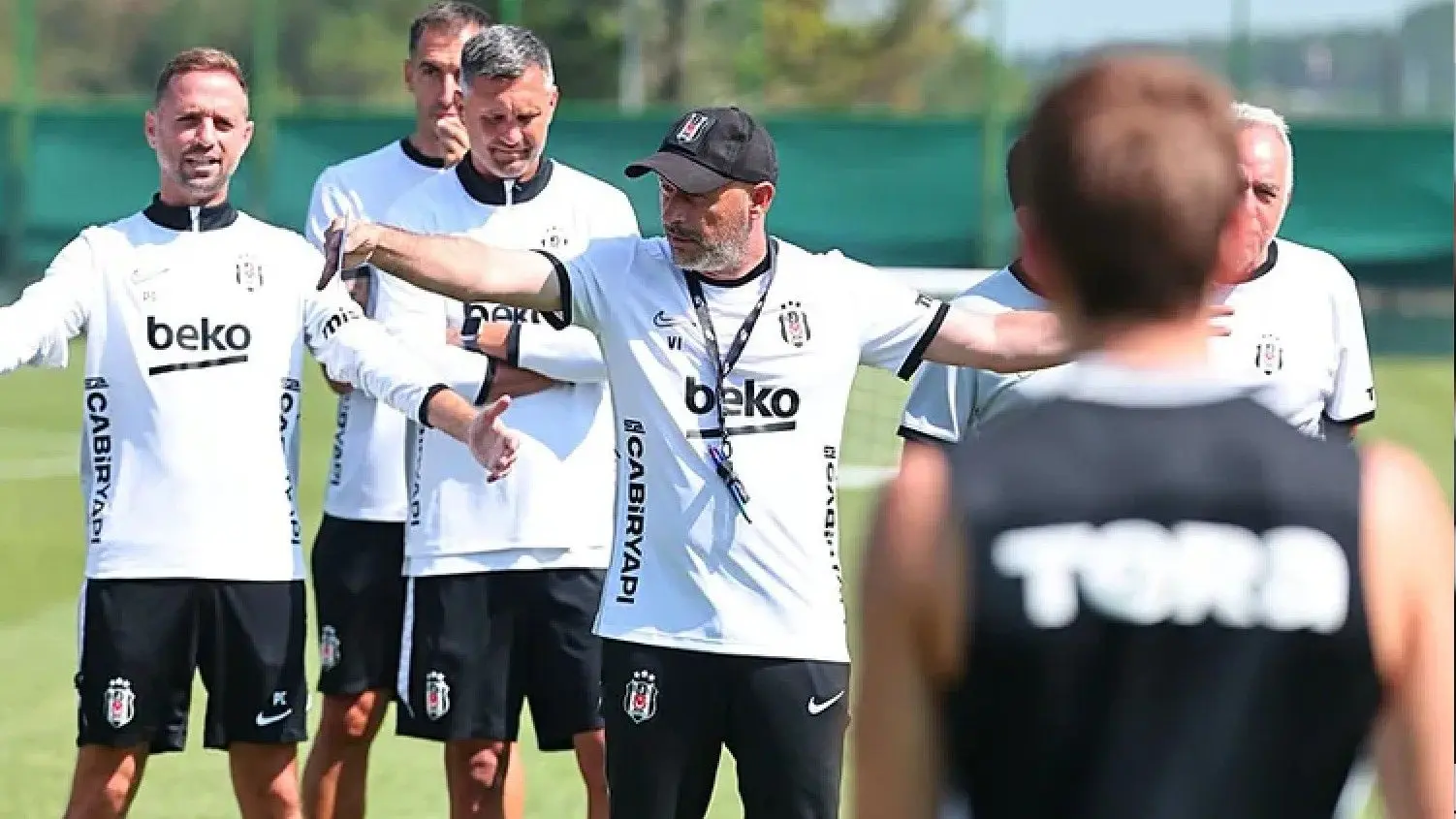 Beşiktaş'ın yeni duvarını Brezilyalı gazeteci açıkladı