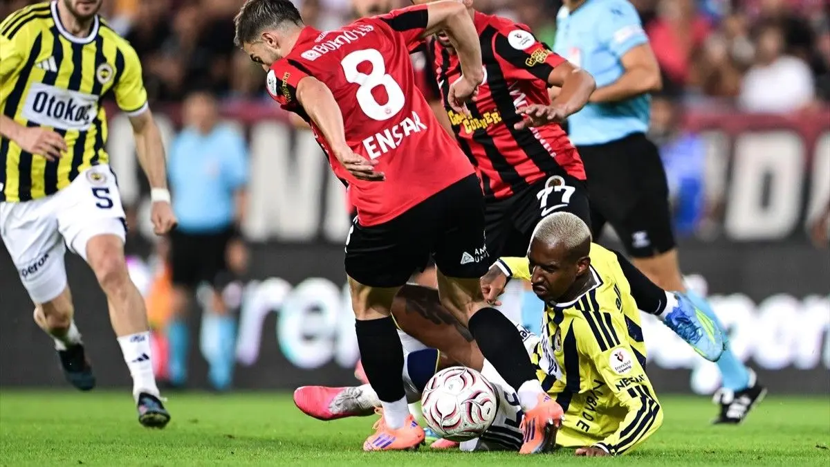 İsmail Kartal'ın rotasyonu pahalıya patladı! Fenerbahçe Eryaman'da puansız