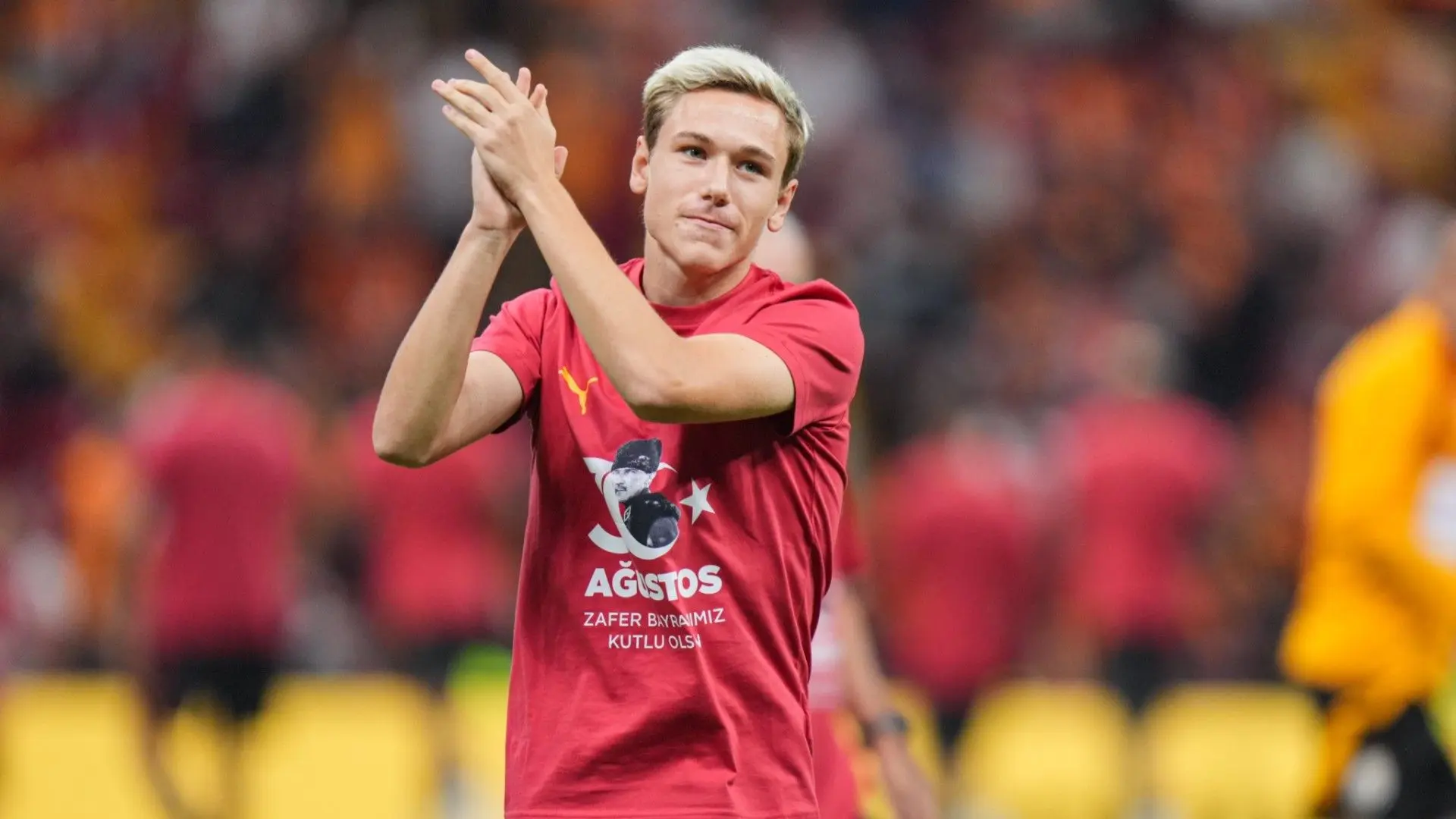 Galatasaray'ın yeni transferi ilk kez sahada!