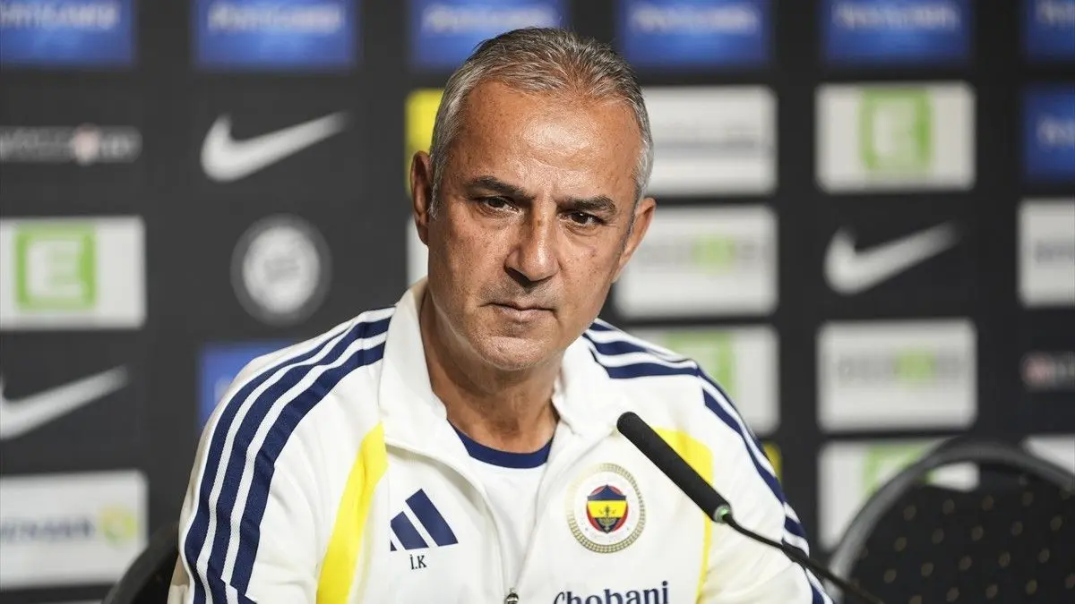 Fenerbahçeli yıldız takımdan ayrılıyor mu? İsmail Kartal: "Yönetim ile arasında bazı şeyler var"
