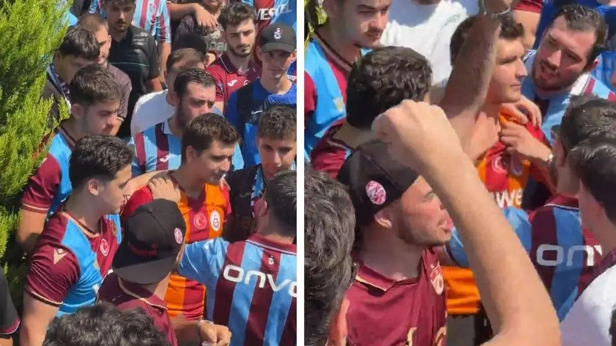 Salah karşılamasında ilginç anlar! Galatasaray formasını çıkarttırdılar