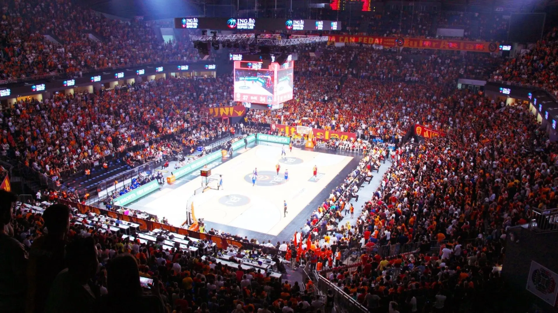 Galatasaray maçlarını Sinan Erdem Spor Salonu’nda oynayacak!