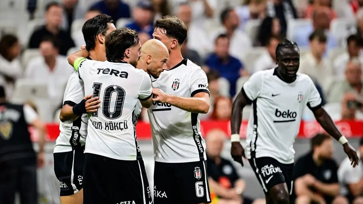 Beşiktaş lige fırsatla başlıyor! Dolmabahçe'de hedef 3 puandan daha fazlası