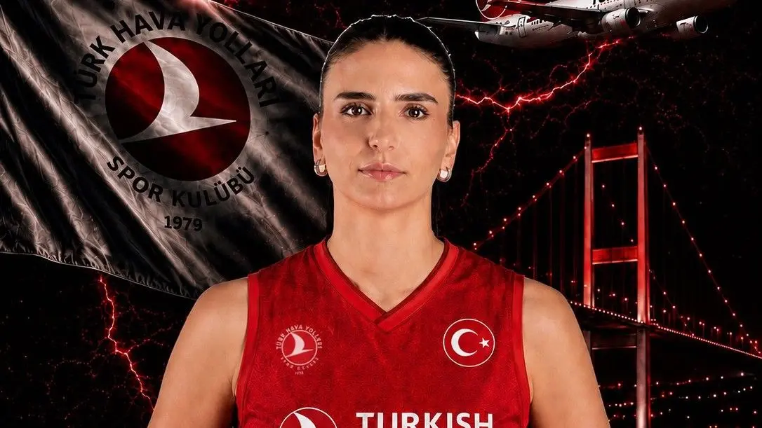 Türk Hava Yolları, Büşra Güneş'i transfer etti
