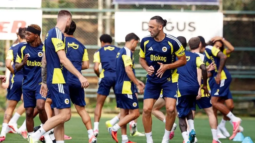 Fenerbahçe'de Muriqi ve Nene sevinci!