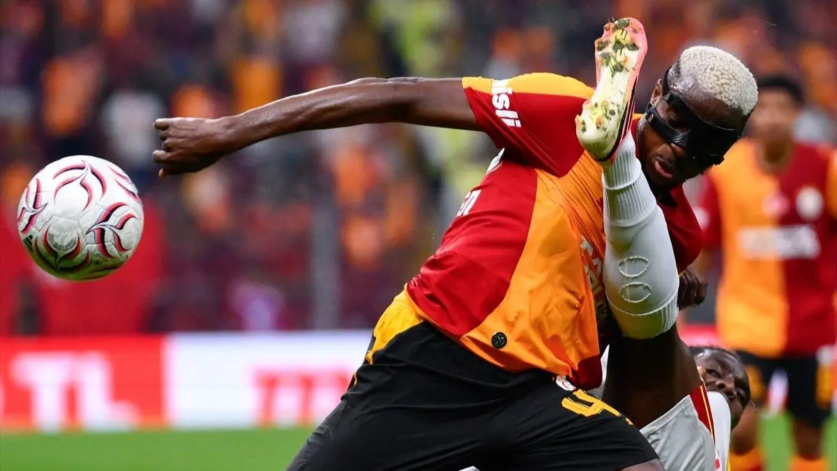 Osimhen fırtına gibi! Göztepe'yi de boş geçmedi