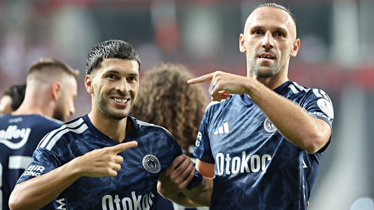 Muriqi golü attı, Oğuz fişi çekti!