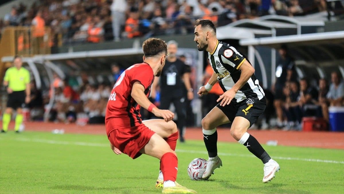 Manisa FK coştu, Vanspor yıkıldı!