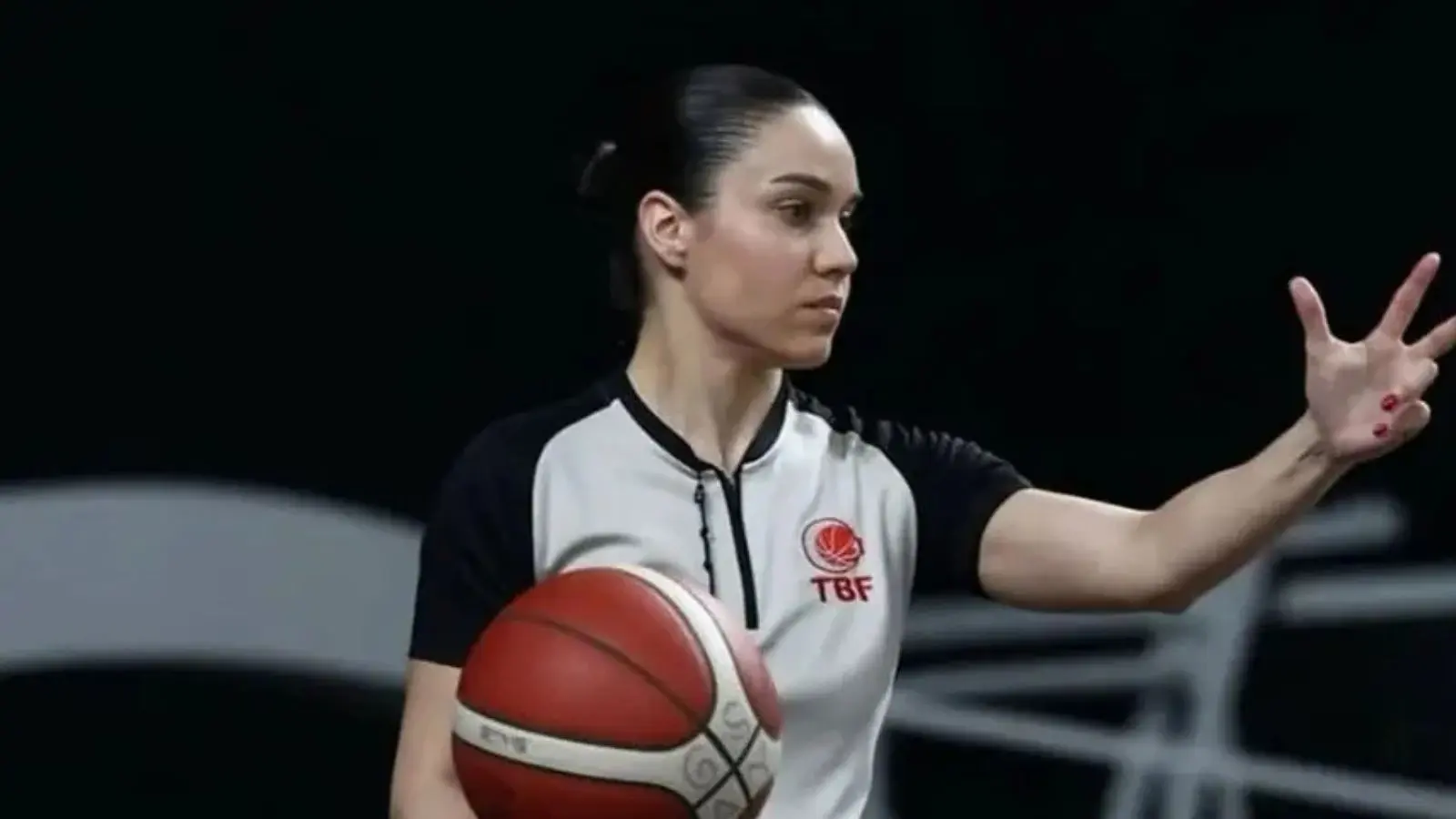 Basketbol hakemi Çisil Güngör, FIBA 2026 Kadınlar Dünya Kupası'nda görev yapacak