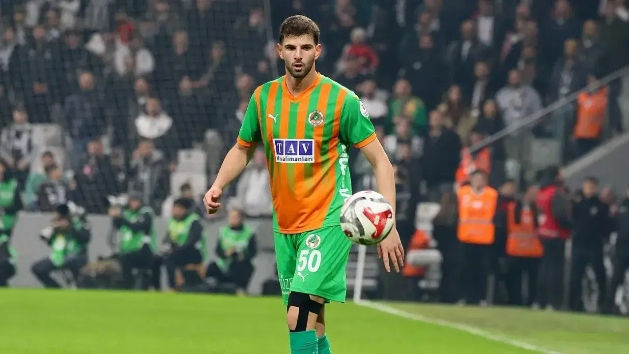 Beşiktaş, Alanyaspor'dan Ümit Akdağ ile anlaştı!
