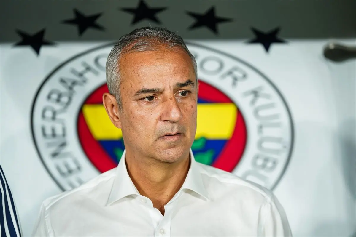Kartal neşteri vurdu! 4 isme kesik...